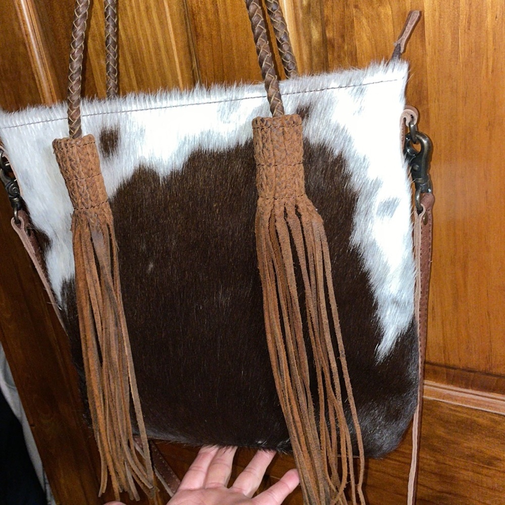 Cowhide bag!! - Picture 2 of 6